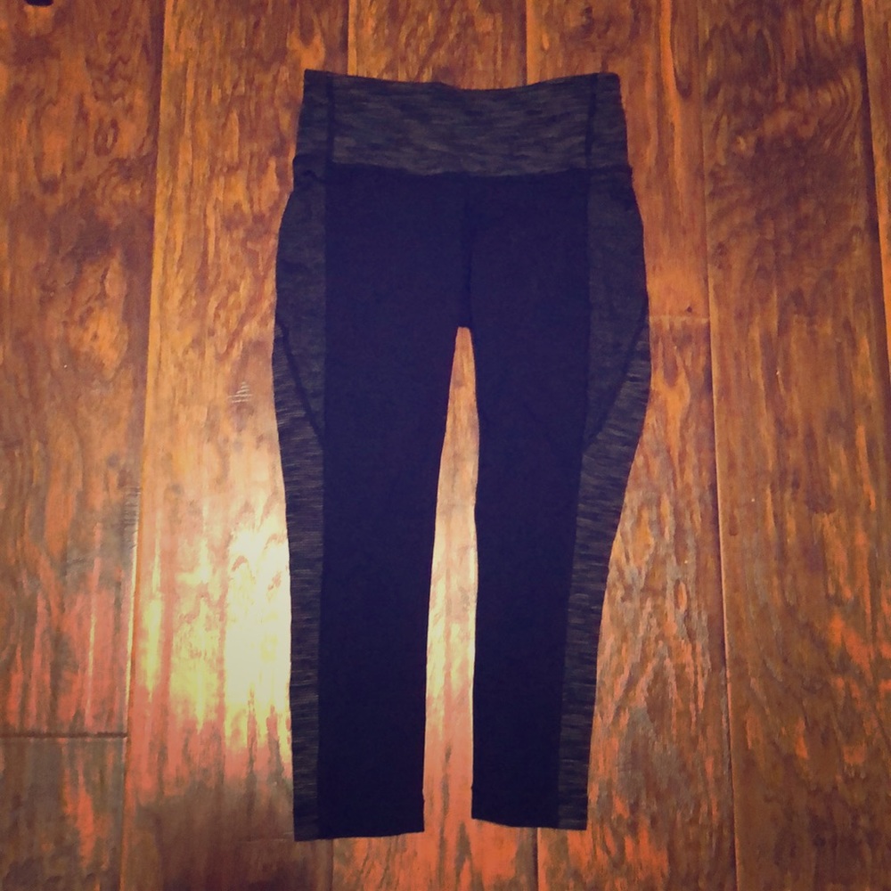 Athleta Cropped Workout Leggings